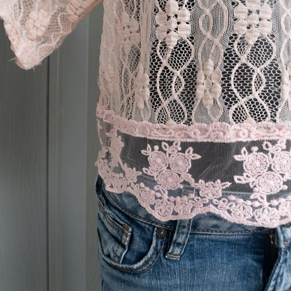 Pretty Good Lace Top - Picture 3 of 9